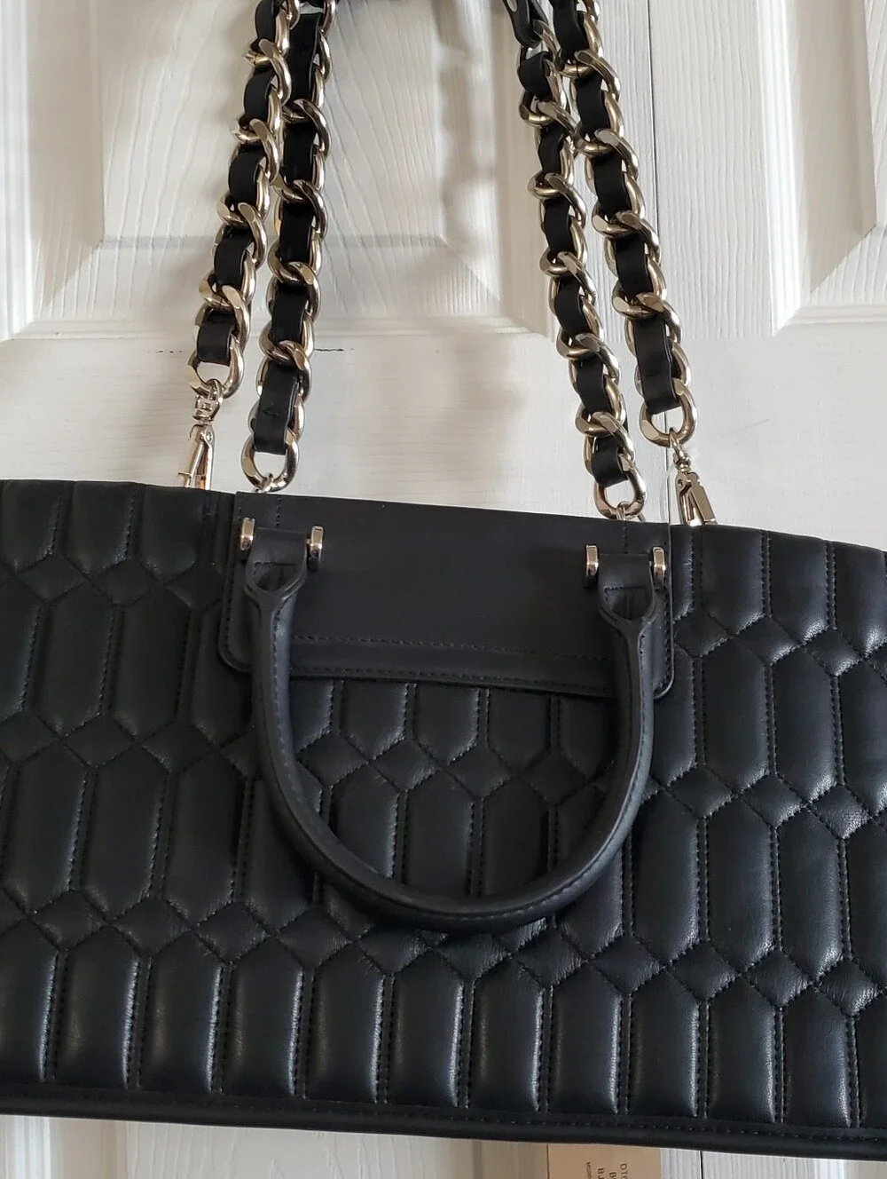 STEVE MADDEN NWT BJOVER BLACK QUILTED SATCHEL BAG.